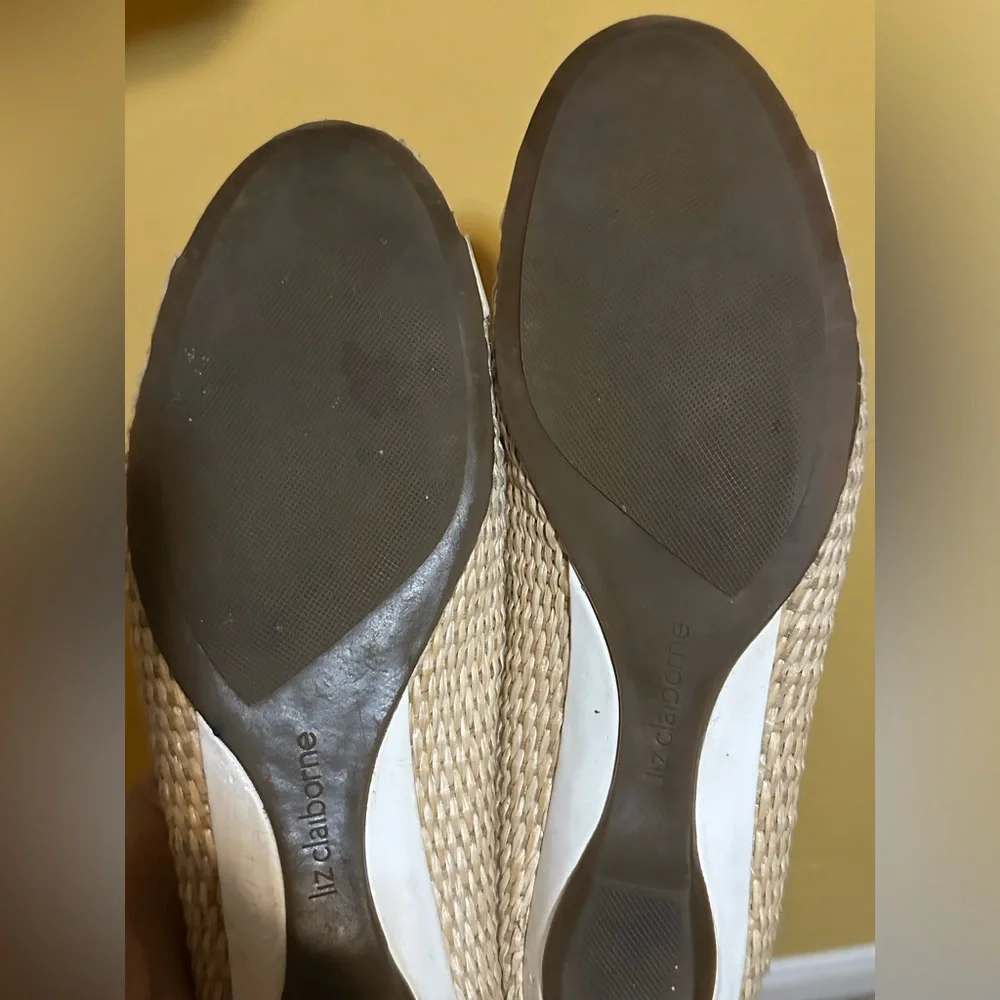 Liz Claiborne Women's "Aleya" Beige/White Woven Wicker Flats Shoes Size 9.5M - Picture 10 of 13